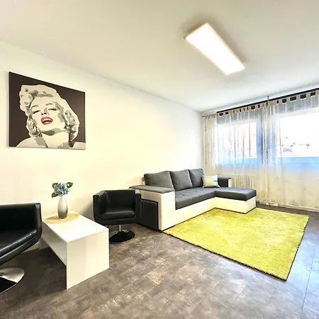 Geraeumige Im Zentrum Von Göppingen